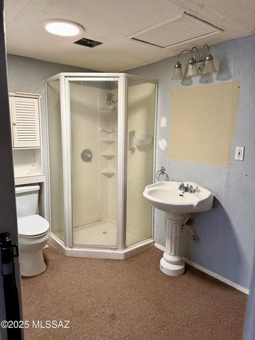 341 S Lawson Lane, Willcox, AZ 85643