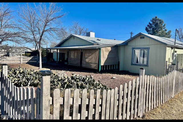 341 S Lawson Lane, Willcox, AZ 85643