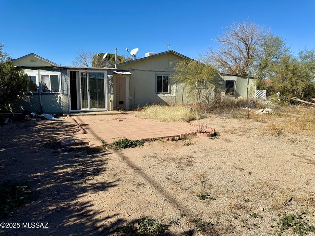 341 S Lawson Lane, Willcox, AZ 85643