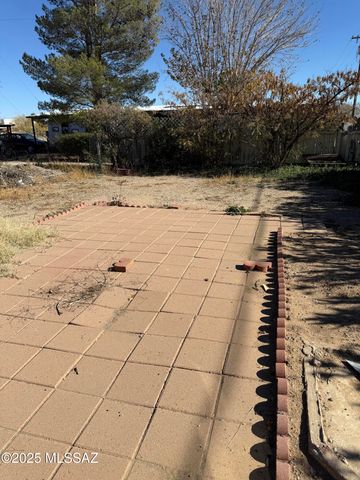 341 S Lawson Lane, Willcox, AZ 85643