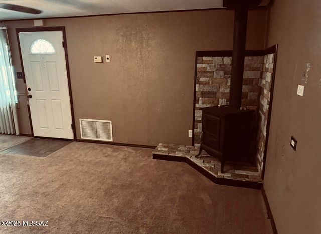 341 S Lawson Lane, Willcox, AZ 85643