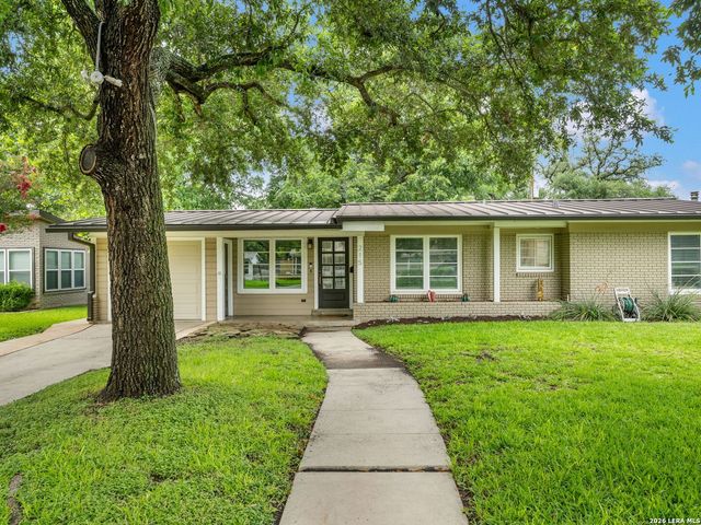 215 Ridgehaven, San Antonio, TX 78209