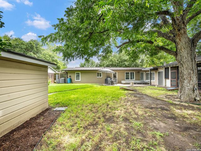 215 Ridgehaven, San Antonio, TX 78209