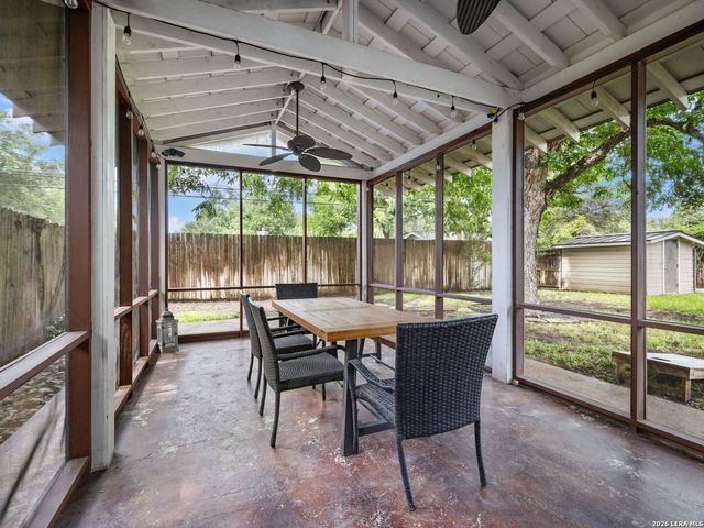 215 Ridgehaven, San Antonio, TX 78209