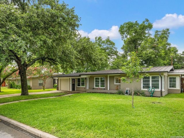 215 Ridgehaven, San Antonio, TX 78209