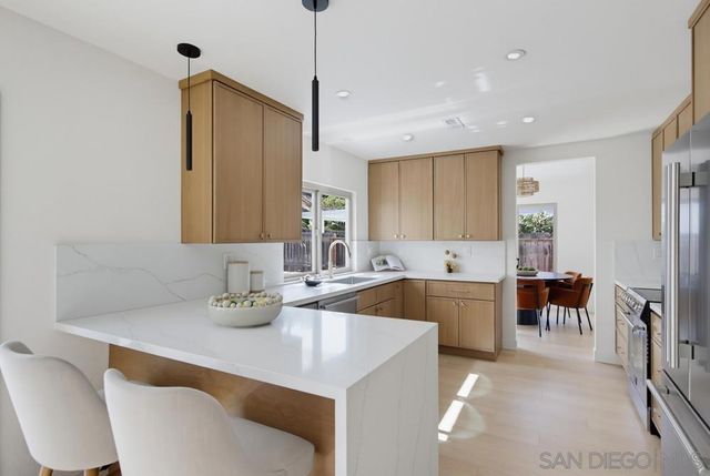 13936 Barrymore, San Diego, CA 92129
