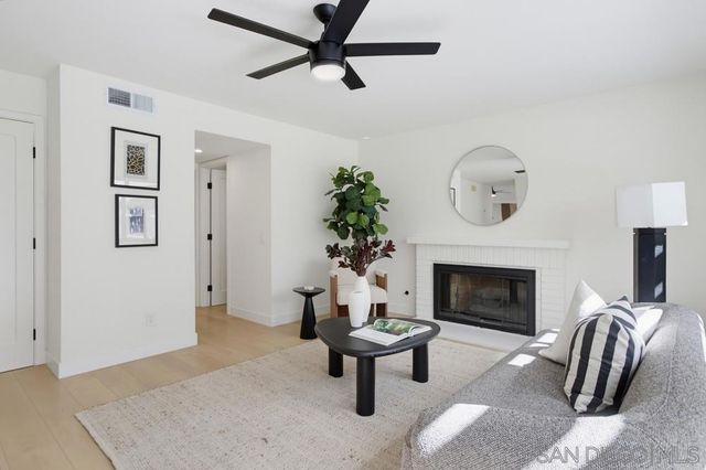 13936 Barrymore, San Diego, CA 92129