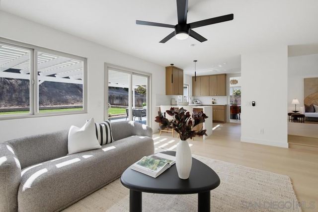 13936 Barrymore, San Diego, CA 92129