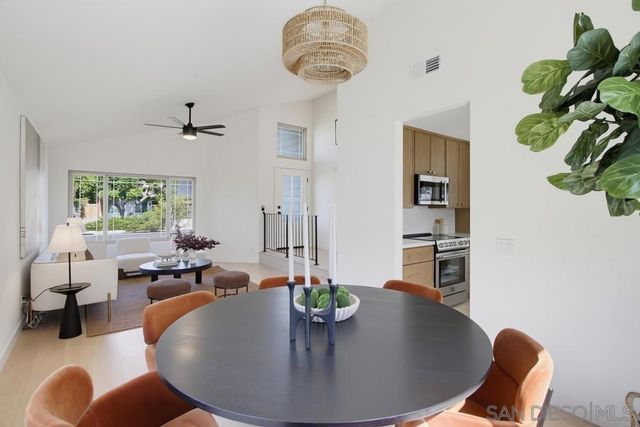 13936 Barrymore, San Diego, CA 92129