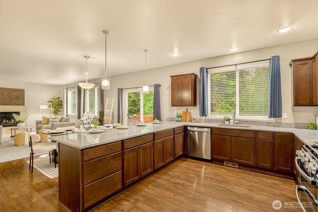 810 90th Street NW, Tulalip, WA 98271