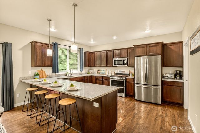 810 90th Street NW, Tulalip, WA 98271