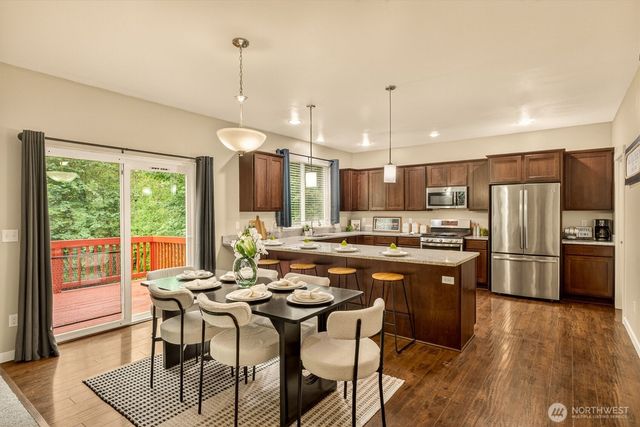 810 90th Street NW, Tulalip, WA 98271