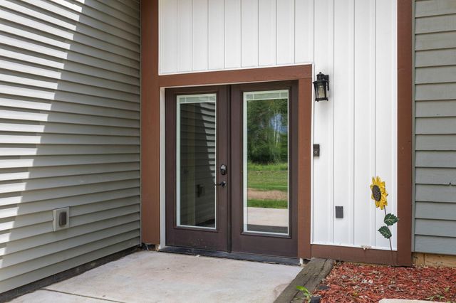 6943 350th Street, Stacy, MN 55079