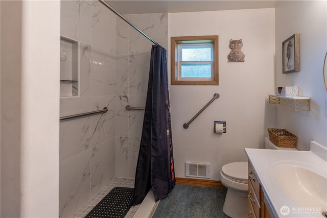 733 W 14th Street, Port Angeles, WA 98363