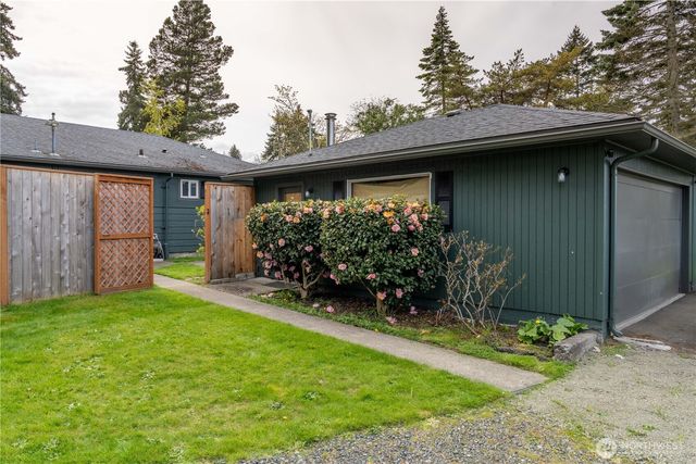 733 W 14th Street, Port Angeles, WA 98363