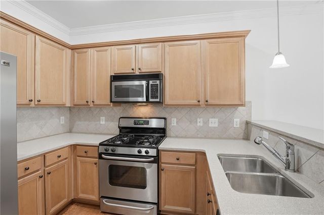 1013 Firethorne Pass, Cumming, GA 30040