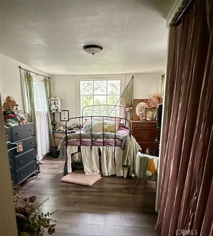 12211 Forest Trail, Sylmar, CA 91342
