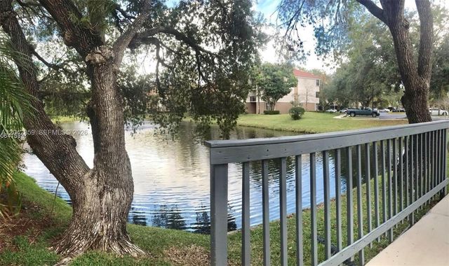10111 W Sunrise Blvd 303, Plantation, FL 33322