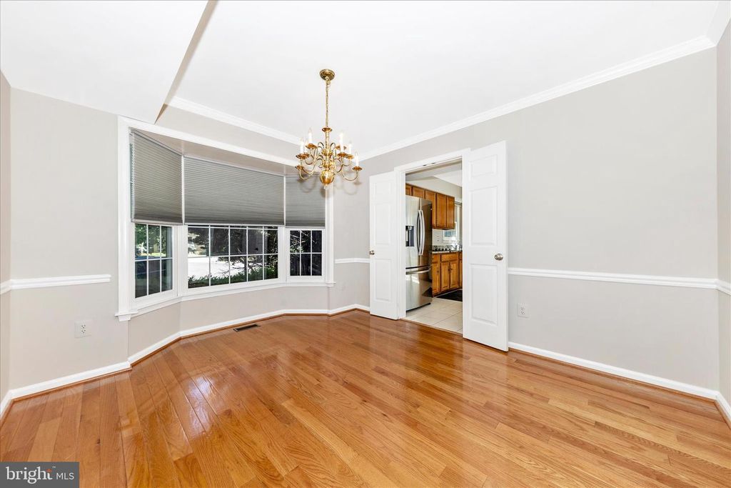 Image 11 of property listing at 12007 LEATHERBARK WAY, Germantown, MD 20874