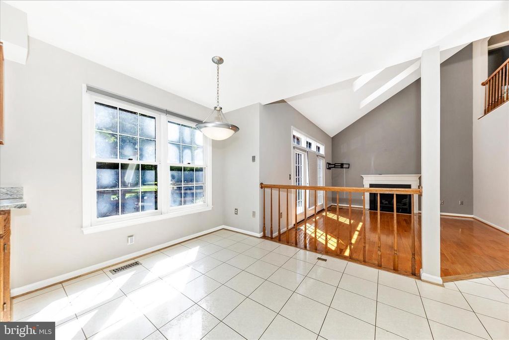 Image 16 of property listing at 12007 LEATHERBARK WAY, Germantown, MD 20874