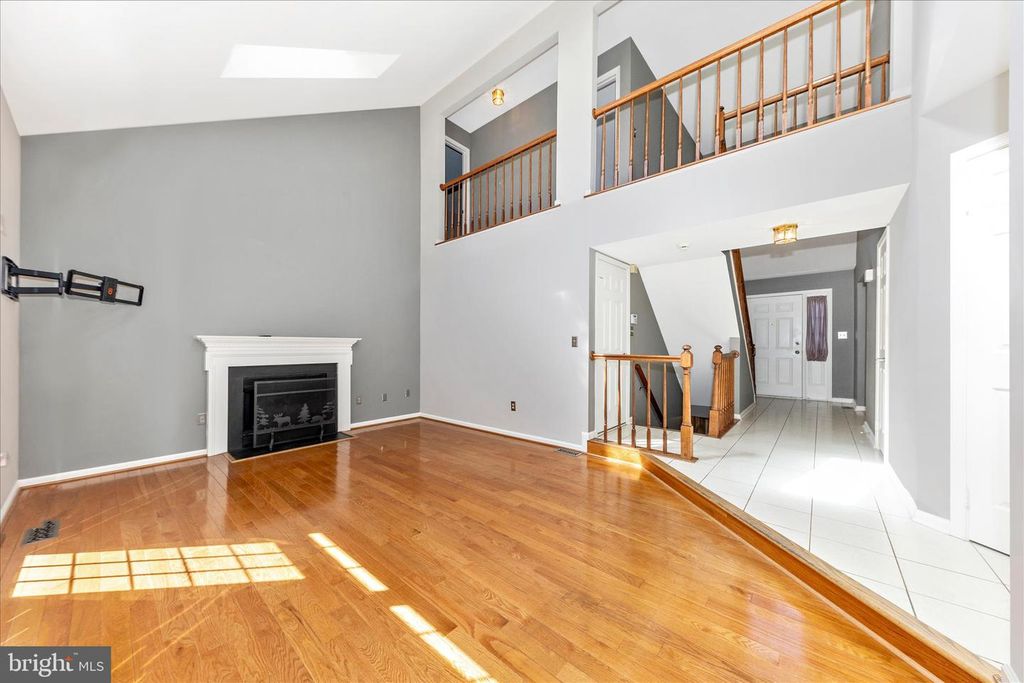 Image 18 of property listing at 12007 LEATHERBARK WAY, Germantown, MD 20874