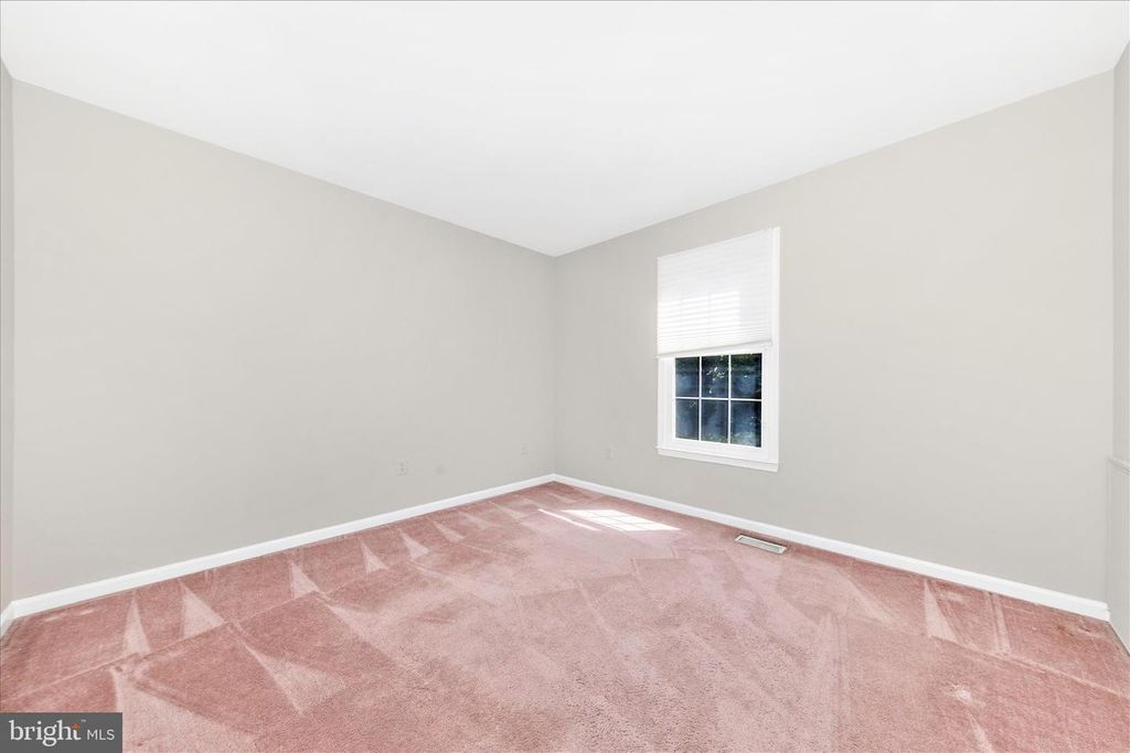 Image 28 of property listing at 12007 LEATHERBARK WAY, Germantown, MD 20874