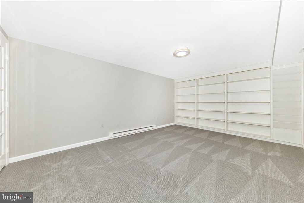 Image 36 of property listing at 12007 LEATHERBARK WAY, Germantown, MD 20874