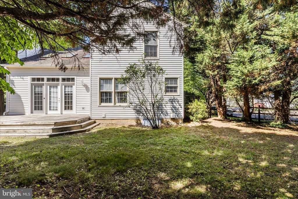 Image 44 of property listing at 12007 LEATHERBARK WAY, Germantown, MD 20874