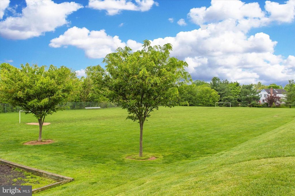 Image 56 of property listing at 12007 LEATHERBARK WAY, Germantown, MD 20874