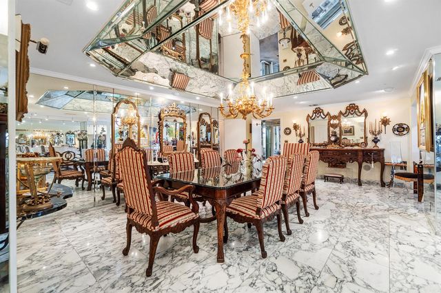 150 Bradley Place 101, Palm Beach, FL 33480