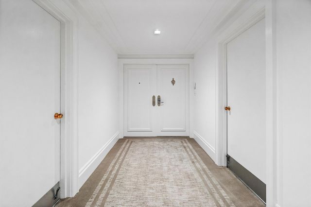 150 Bradley Place 101, Palm Beach, FL 33480