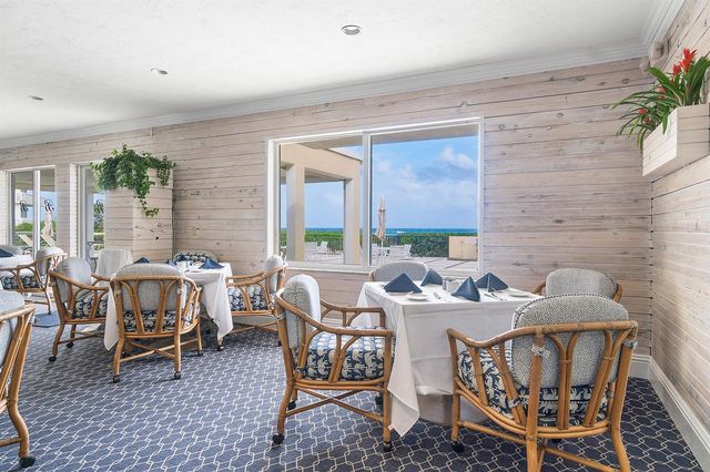 150 Bradley Place 101, Palm Beach, FL 33480