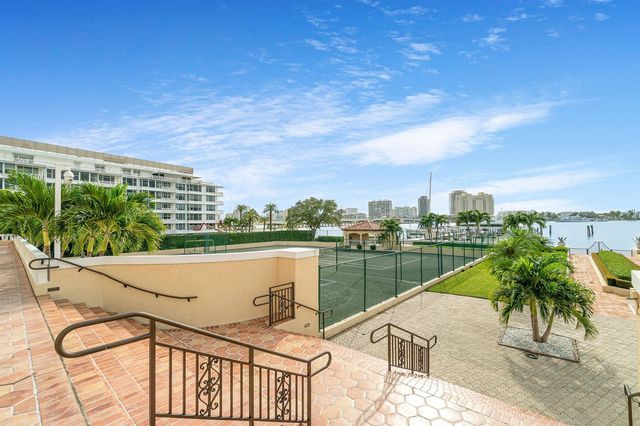 150 Bradley Place 101, Palm Beach, FL 33480