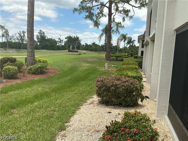 5845 Trailwinds DR 515, Fort Myers, FL 33907