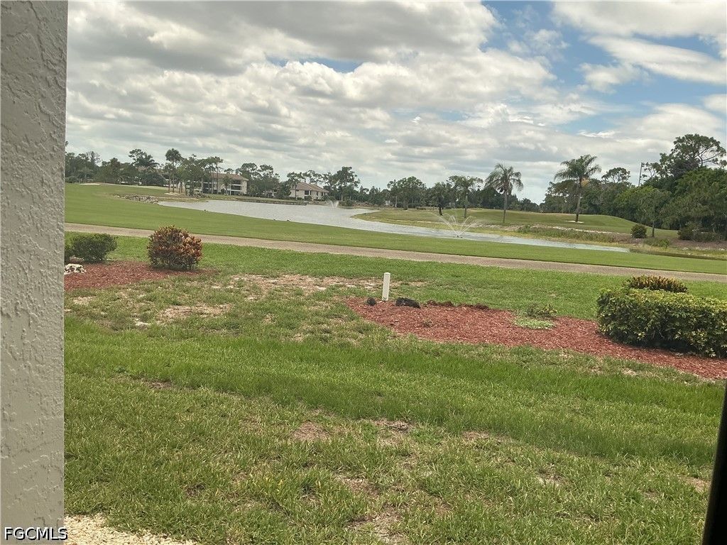5845 Trailwinds DR 515, Fort Myers, FL 33907