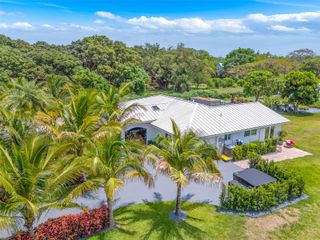 13770 SW 192nd St, Miami, FL 33177