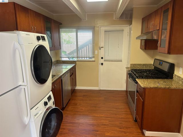 1282 Carmel Ct, Walnut Creek, CA 94596