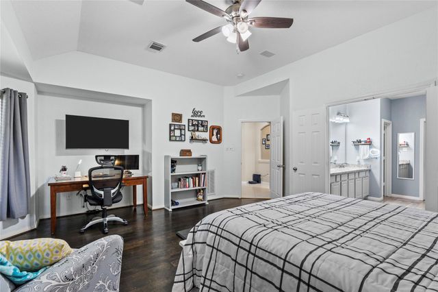 1011 Elm Pointe, League City, TX 77573