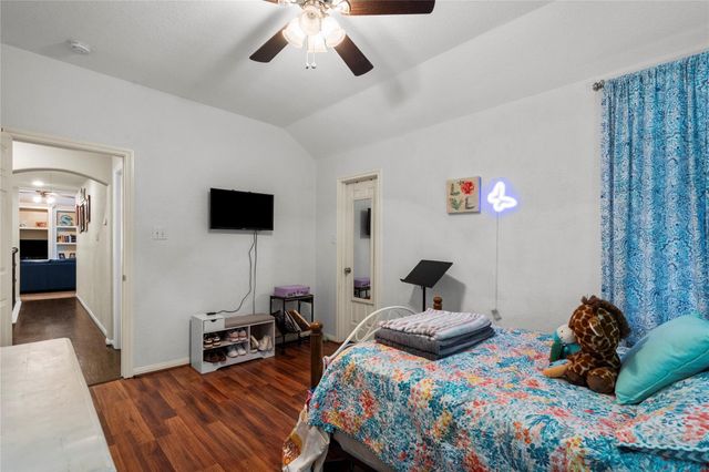 1011 Elm Pointe, League City, TX 77573