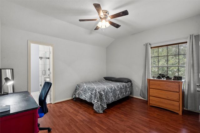 1011 Elm Pointe, League City, TX 77573