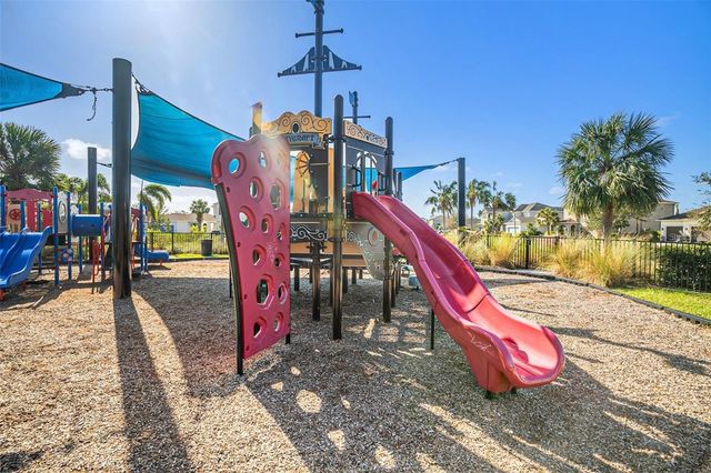 5912 LAURELCREST GLEN, Palmetto, FL 34221