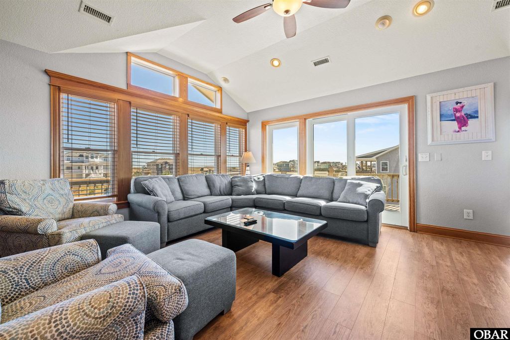 Image 17 of property listing at 2274 Sandfiddler Road Lot #10, Corolla, NC 27927