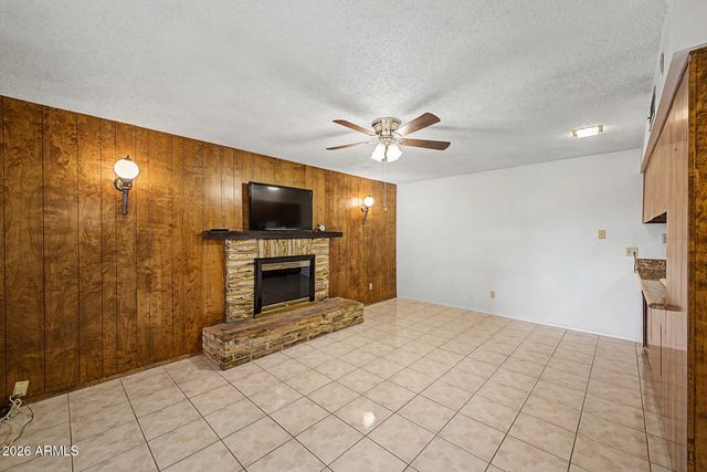 4024 W DUNLAP Avenue, Phoenix, AZ 85051