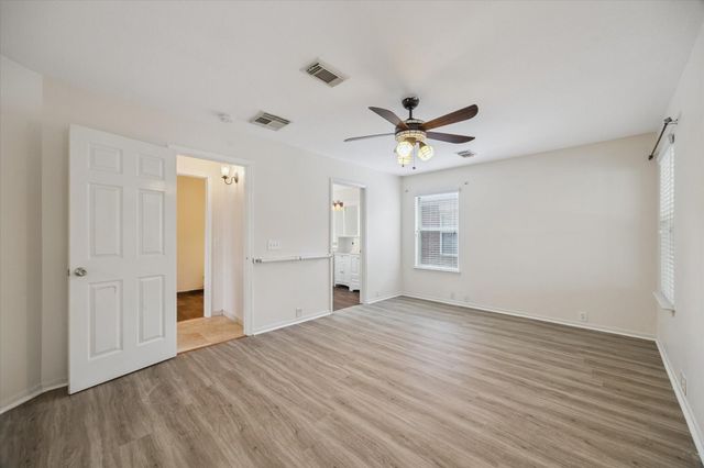 17610 Prospect Meadows Drive, Houston, TX 77095