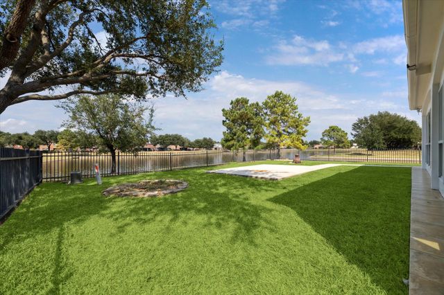 17610 Prospect Meadows Drive, Houston, TX 77095