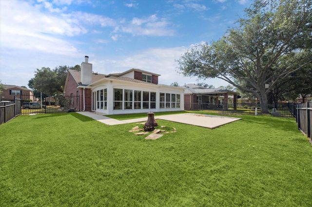 17610 Prospect Meadows Drive, Houston, TX 77095