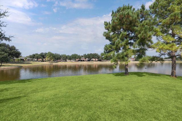 17610 Prospect Meadows Drive, Houston, TX 77095