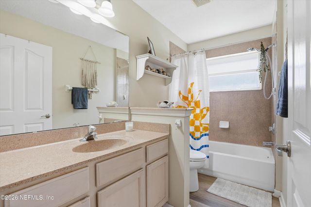3568 BAY ISLAND Circle, Jacksonville Beach, FL 32250
