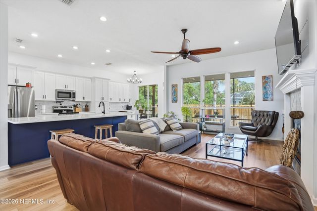 3568 BAY ISLAND Circle, Jacksonville Beach, FL 32250
