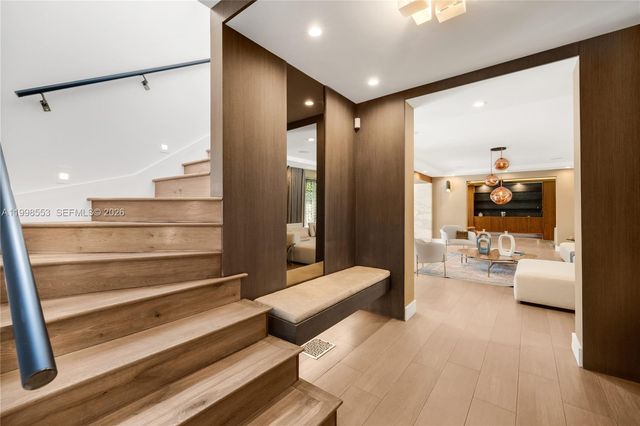 1001 NE 96th St, Miami Shores, FL 33138